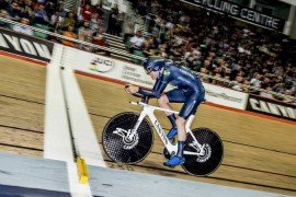 Alex Dowsett es el nuevo ciclista más rápido en una hora Record UCI Hour