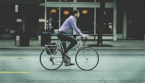 Bicicleta para ir al trabajo Foto: Pixabay